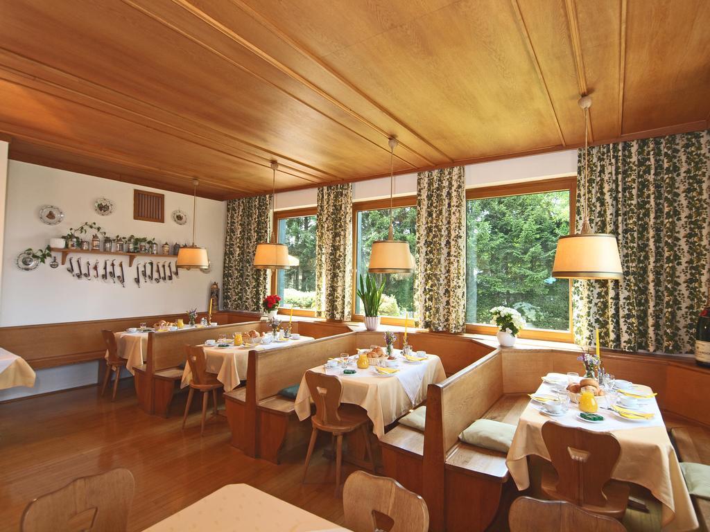 Gästehaus Lauterbacher Neumarkt am Wallersee Exterior foto